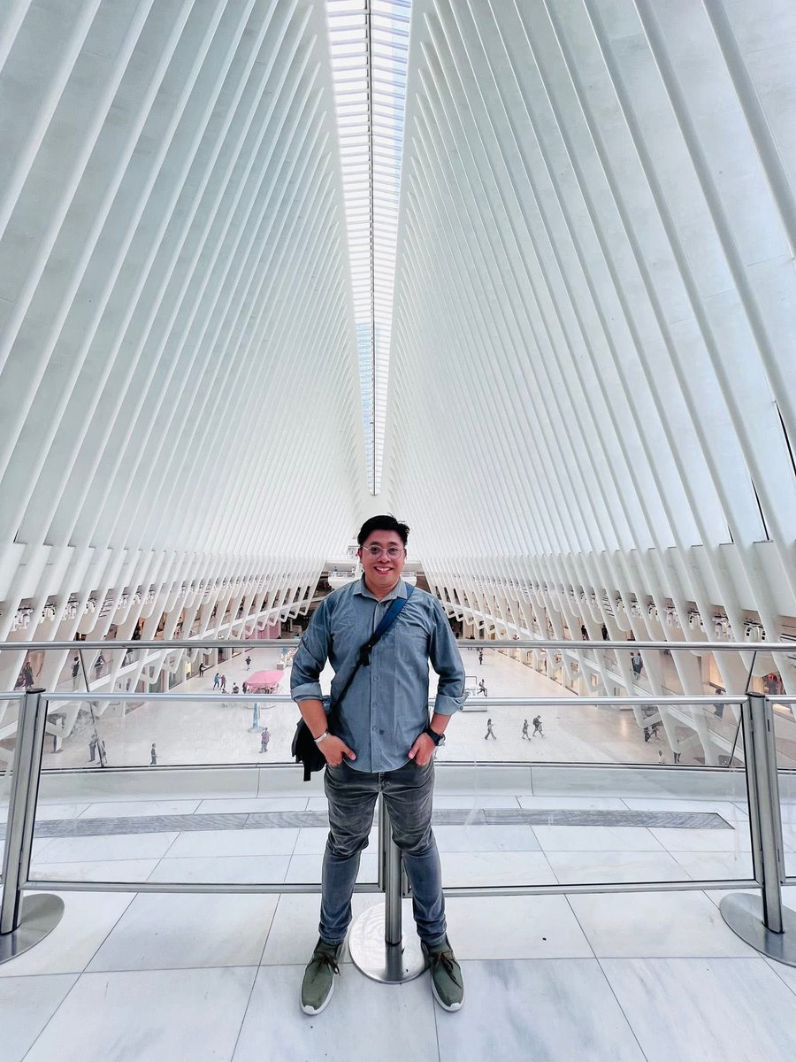 Spending a typical afternoon well. ❤️☺️

@ The Oculus, NYC 🇺🇸⭐️

#Newyork #USA #Oculus #NYC