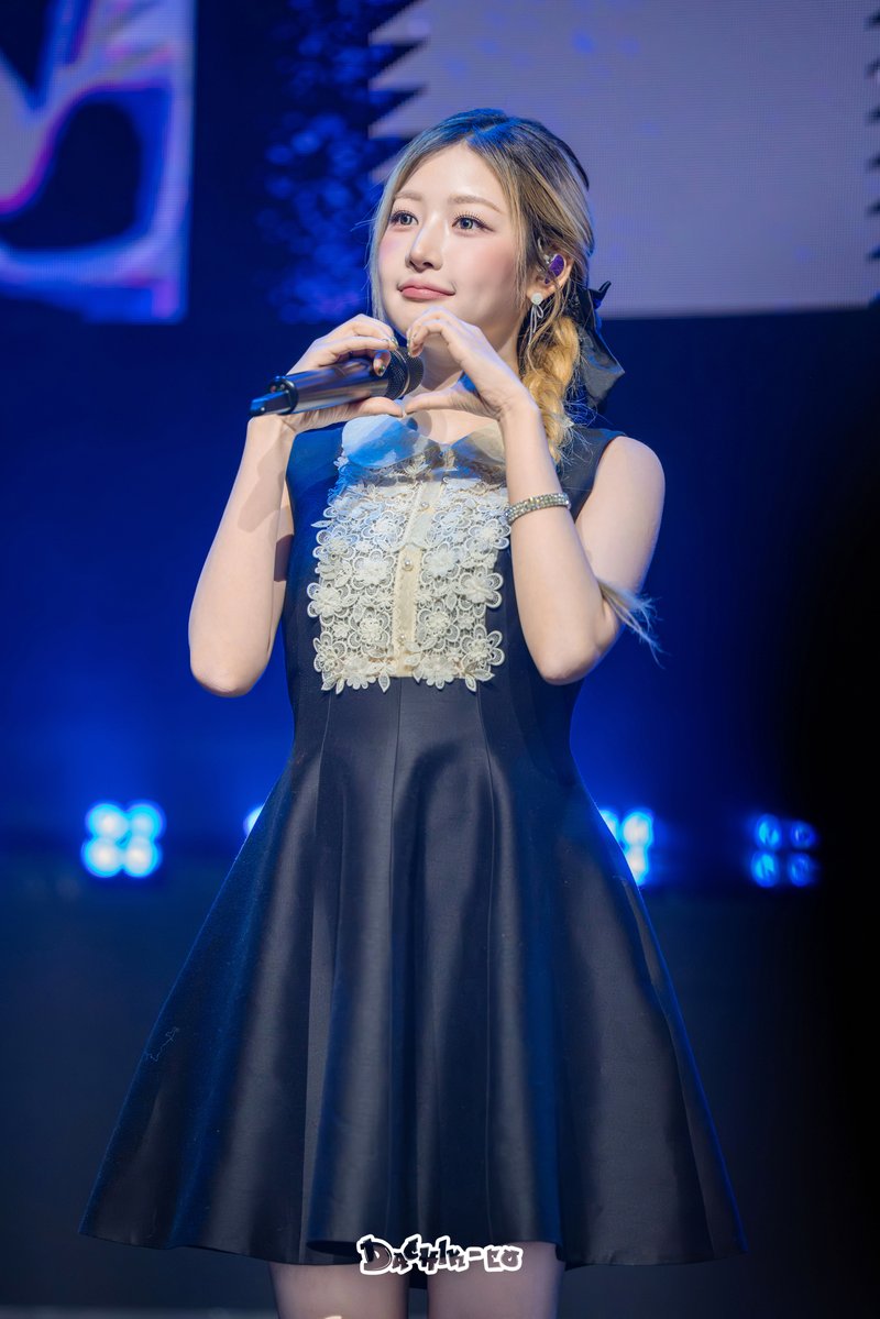 20251206 FIFTY FIFTY (피프티피프티) : Welcome to Tweny Party