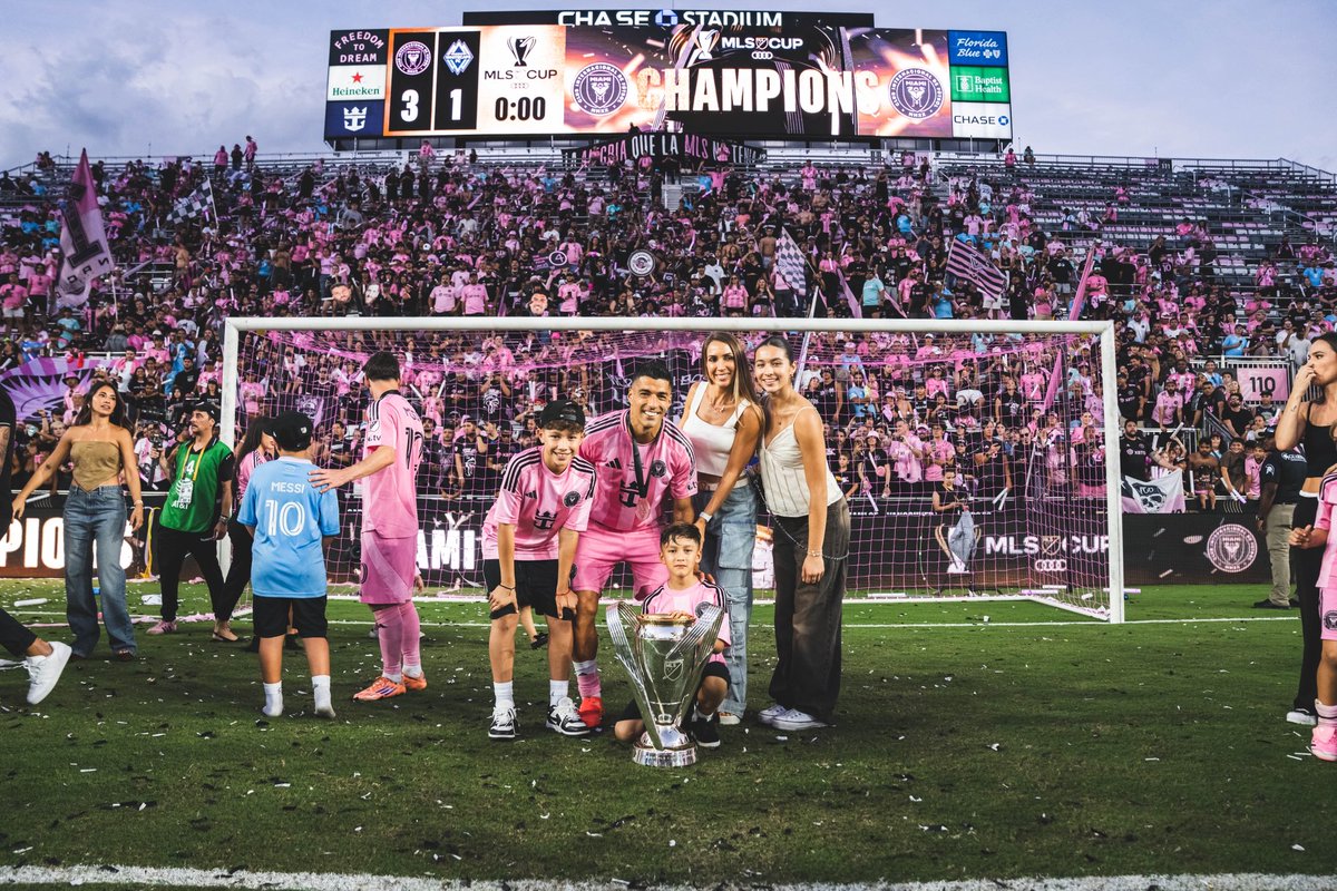 Luis Suárez tweet media