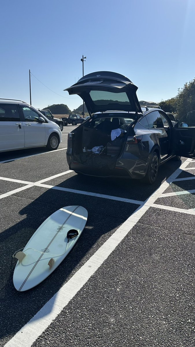 🚘tesla092com🚘@モデル𝕐 22年9月10日納車 tweet media