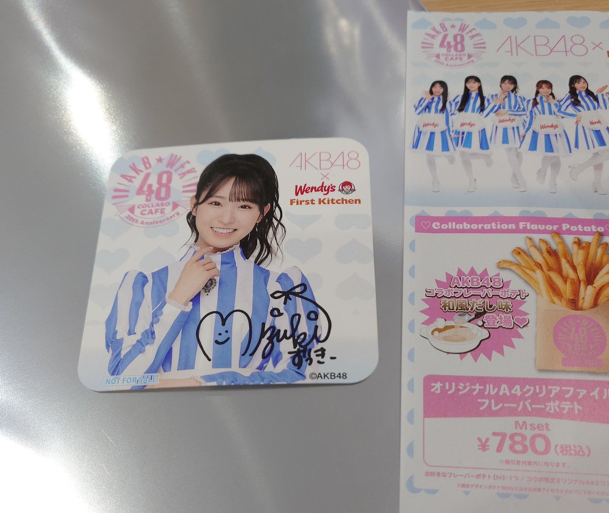 wendy'sコラボ ずっきーのBIGアクリルスタンドは売切れだったけど