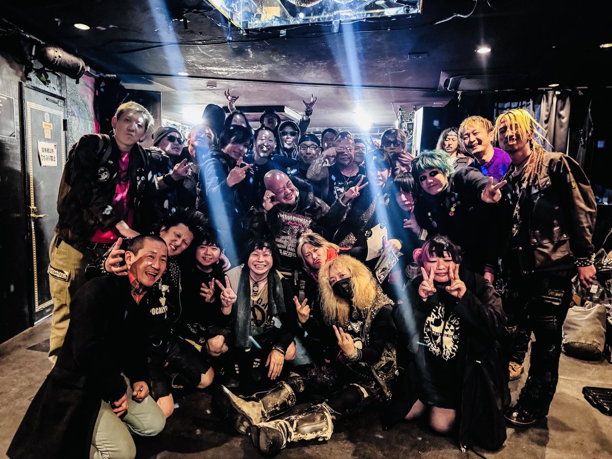 昨夜は名古屋Red Dragonで開催された

DEAD CHAIN vol.280 J.U.U.M. Pre. Hardcore Bounenkaiに遊びに来てくださったみなさん、出演バンドのみなさんありがとうございました🙌

お昼から夜まで10バンドと長丁場のイベントとなりましたが、あっという間でしたね〜♪

終始楽しい良き日となりました☺️