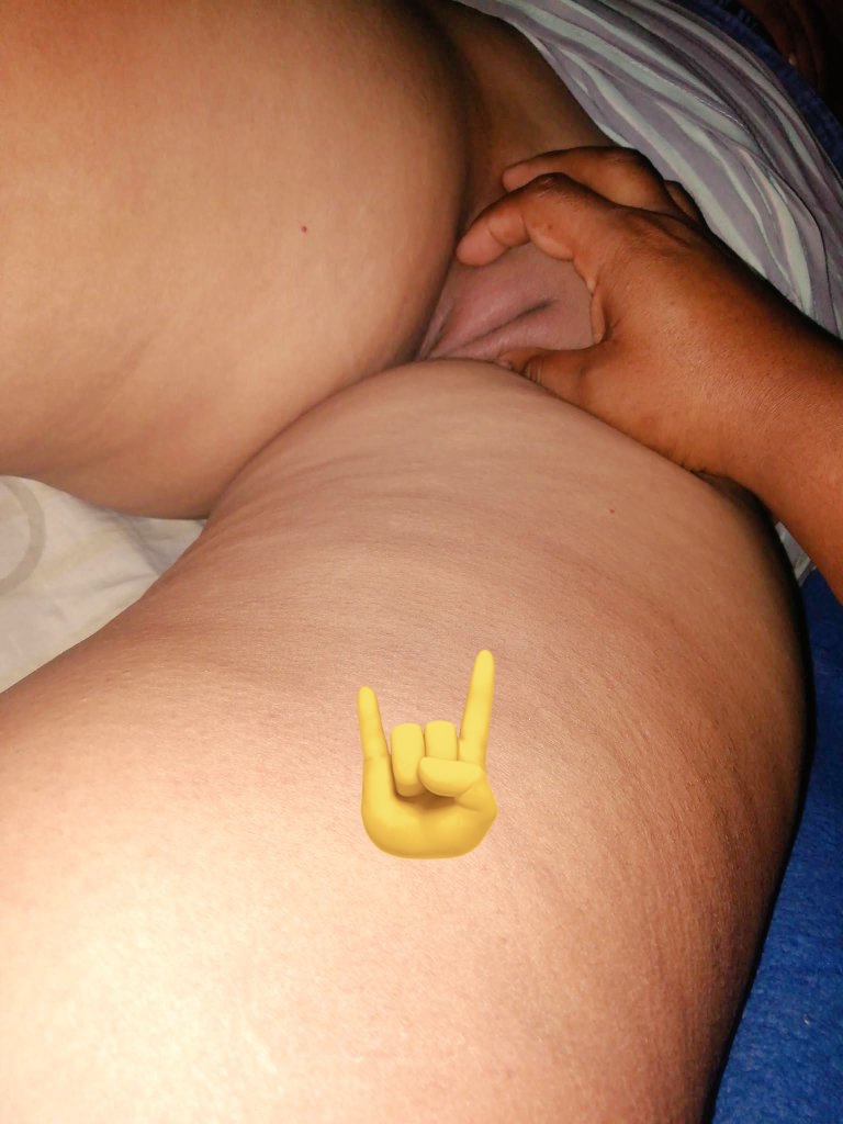 HOTWIFE NALGONA tweet media