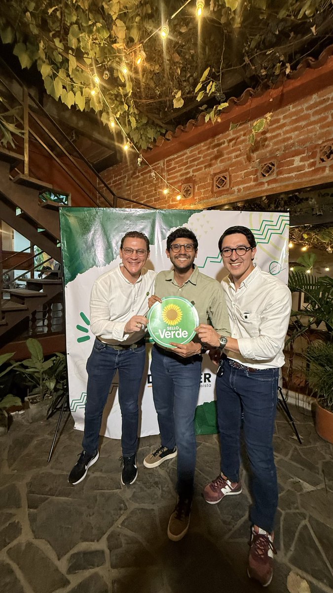 ¡Estoy feliz! Está lista la lista que representará al Valle en el Congreso de 🇨🇴.
Se nos vienen debates sobre la Vivienda Digna, la Inteligencia Artificial y la defensa de la Vida. 

Crece una Nueva Política Verde en el Valle 🌻

#partidoverde #cámara #politicadelafelicidad