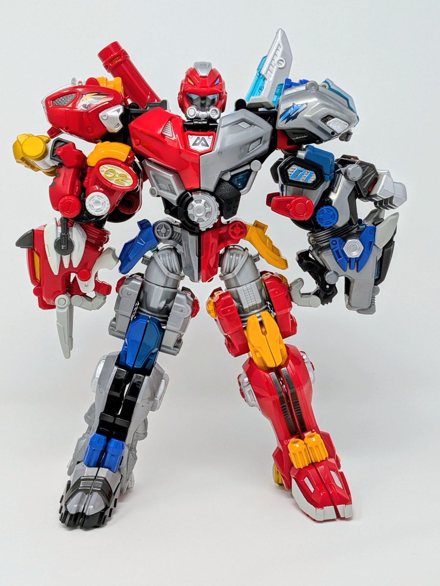 バイクロンズ メガビーストよりクロスアタッカー セイバートゥース