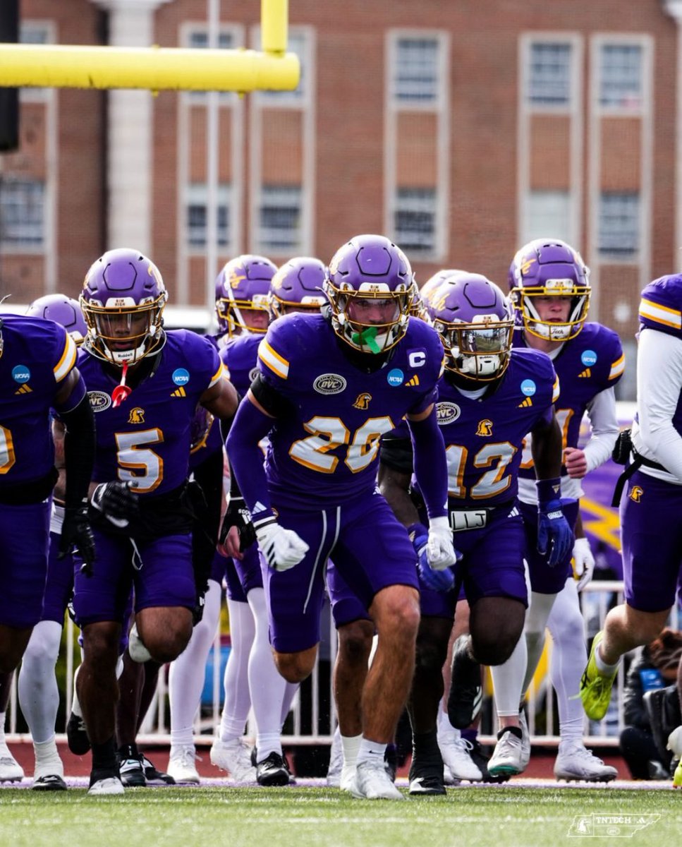 Blessed to receive my fourth Division 1 offer from Tennessee Tech 
AGTG🙏🏾
<a href="/CoachSamTTUFB/">Sam Williamson</a>