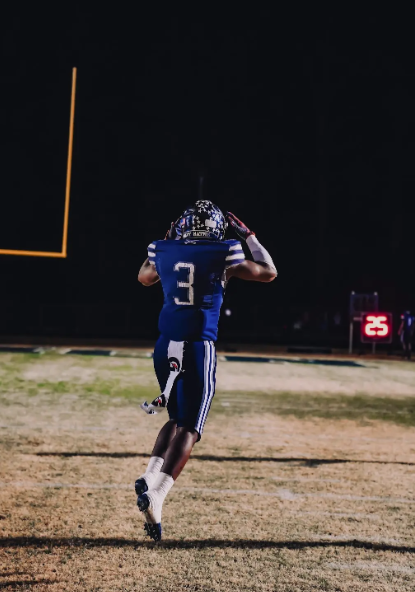 Congratulations and welcome to the #BigRiverRivalry family <a href="/Joshua_adams3/">Josh Adams</a> of <a href="/GeneralsFootbal/">Dinwiddie Football</a>! #SOUTH #BRR2025