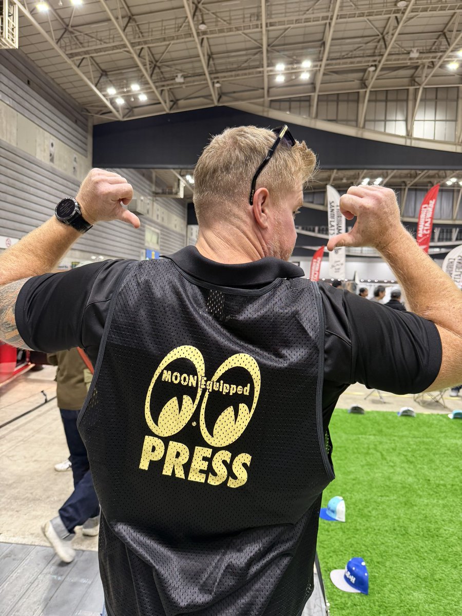 Media Duties <a href="/M00NEYES/">Mooneyes Japan (En)</a> Yokohama Hot Rod show