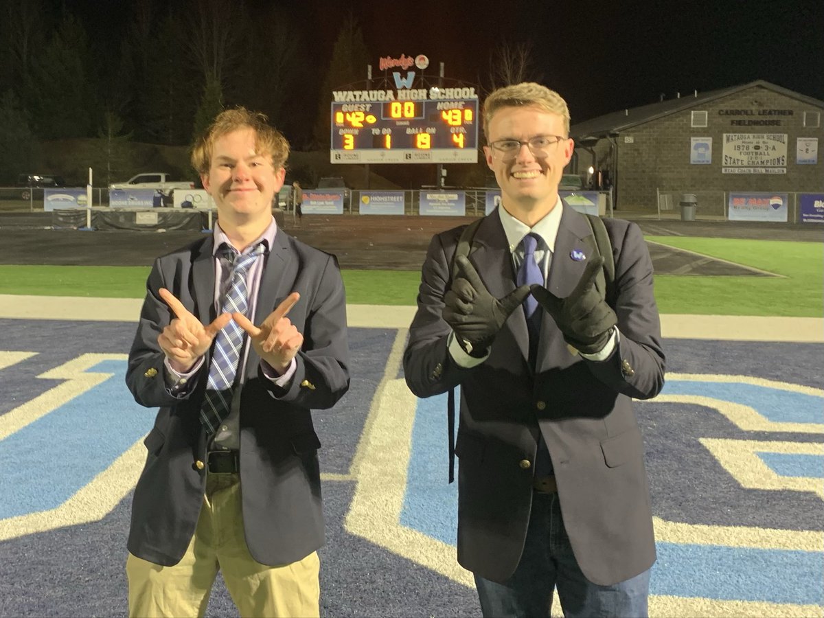 #GOPIONEERS BABY 🏈🎙️

CHAPEL HILL HERE WE COME!