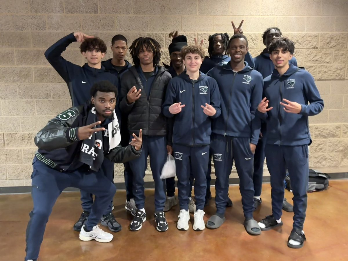 Cypress Ridge Boys Basketball tweet media