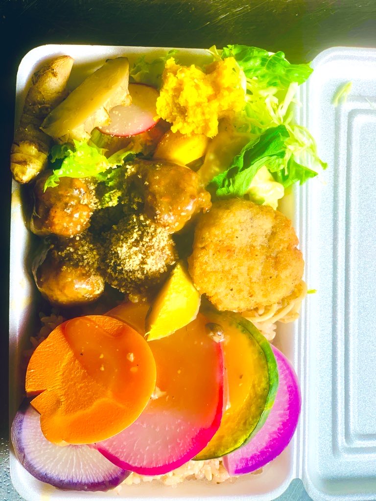 しいたけ団子と蒸し野菜の
甘酢あんかけ丼

#vegan
#AnimalRights