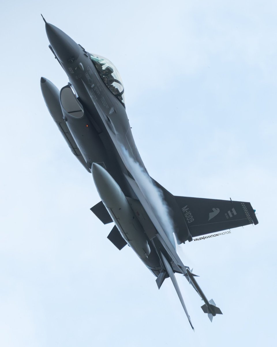 ModernBlaZe_'s tweet image. Este Valen es un hdrmp bldo tanta calidad vas a tener
@valenviper