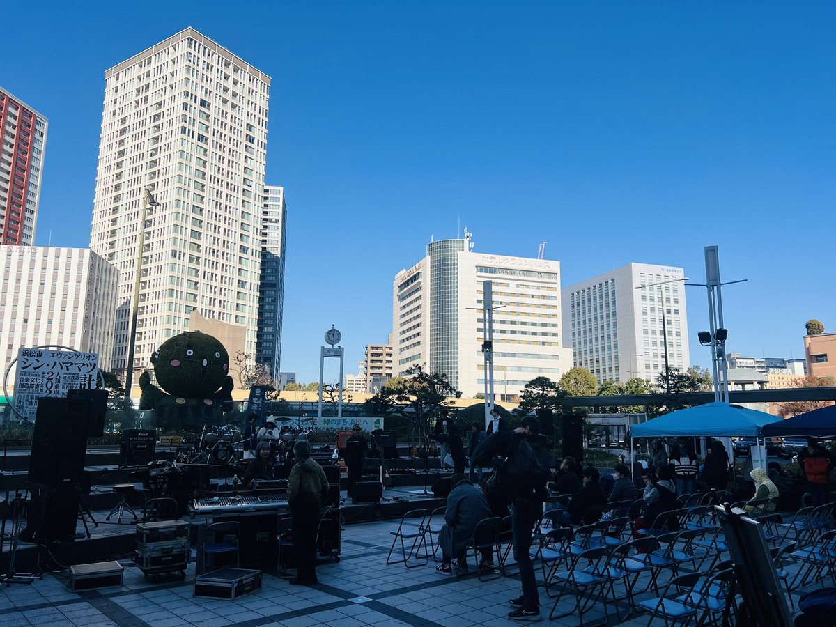浜松到着✨本日は駅前にて歌います🚉