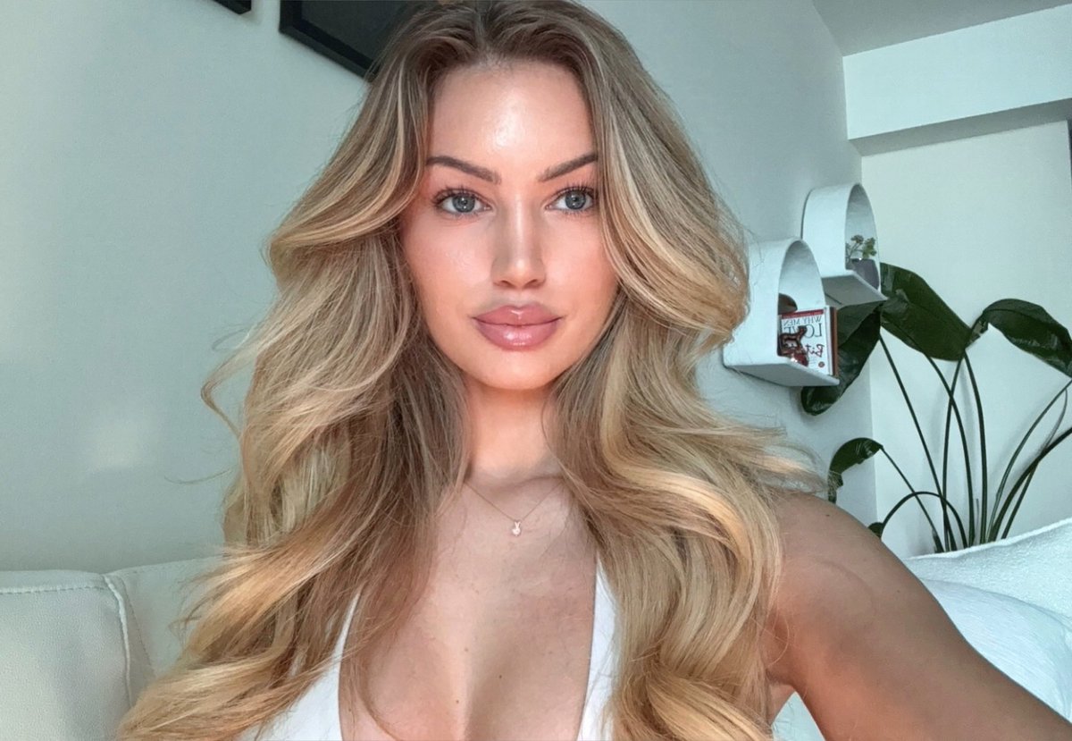 goddessxnicoles's tweet image. We both know your spiral is inevitable