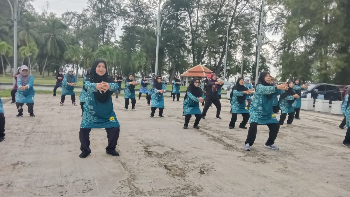 Pbsdkt's tweet photo. SENAMAN WARGA EMAS AKTIF SIRI 7 KUALA TERENGGANU https://t.co/mJ9vAoCcTo