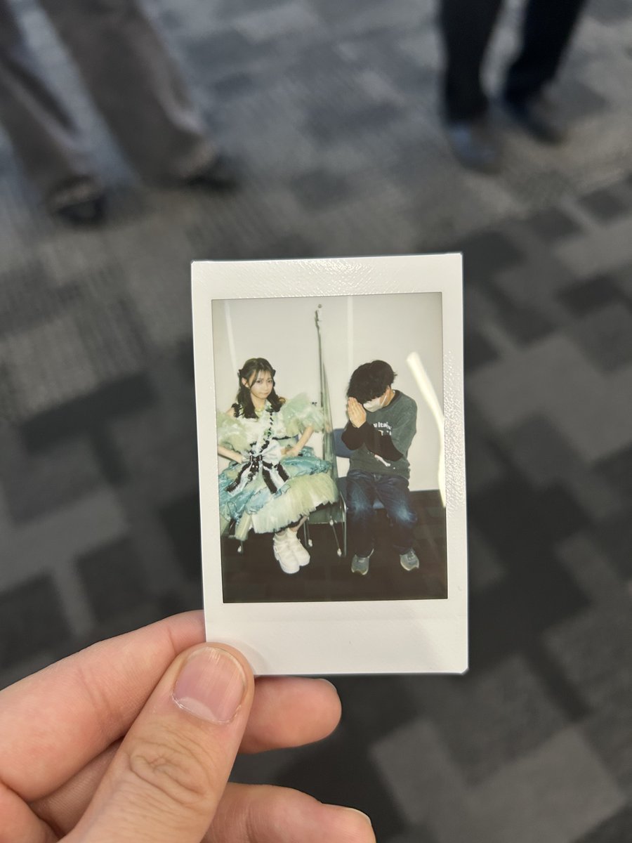 1部。 生誕祭行けなくてごめんなさいチェキ。 ぷく顔やばい！！可奈