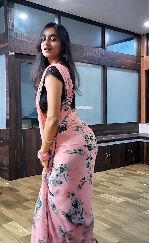 G7iQ-aQawAAxyOz?format=jpg&name=medium