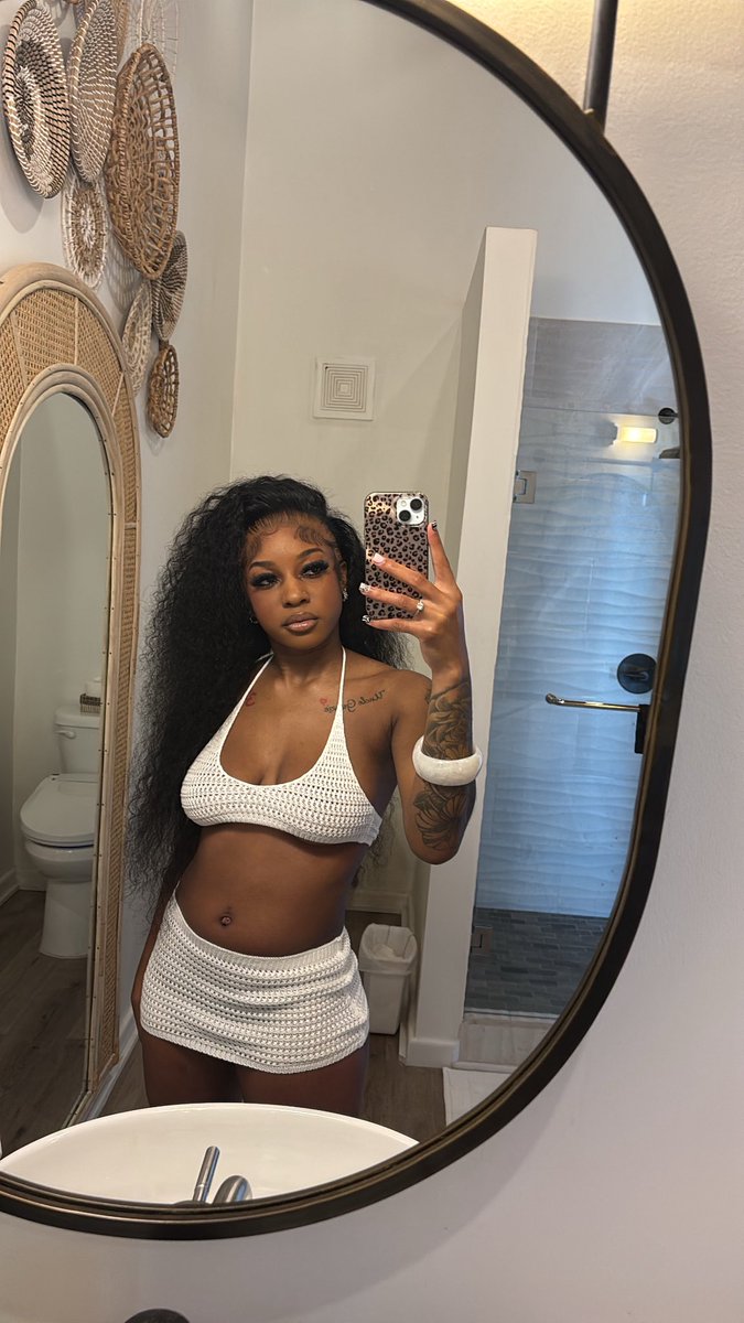 Noonie (@jmaeriee) on Twitter photo 