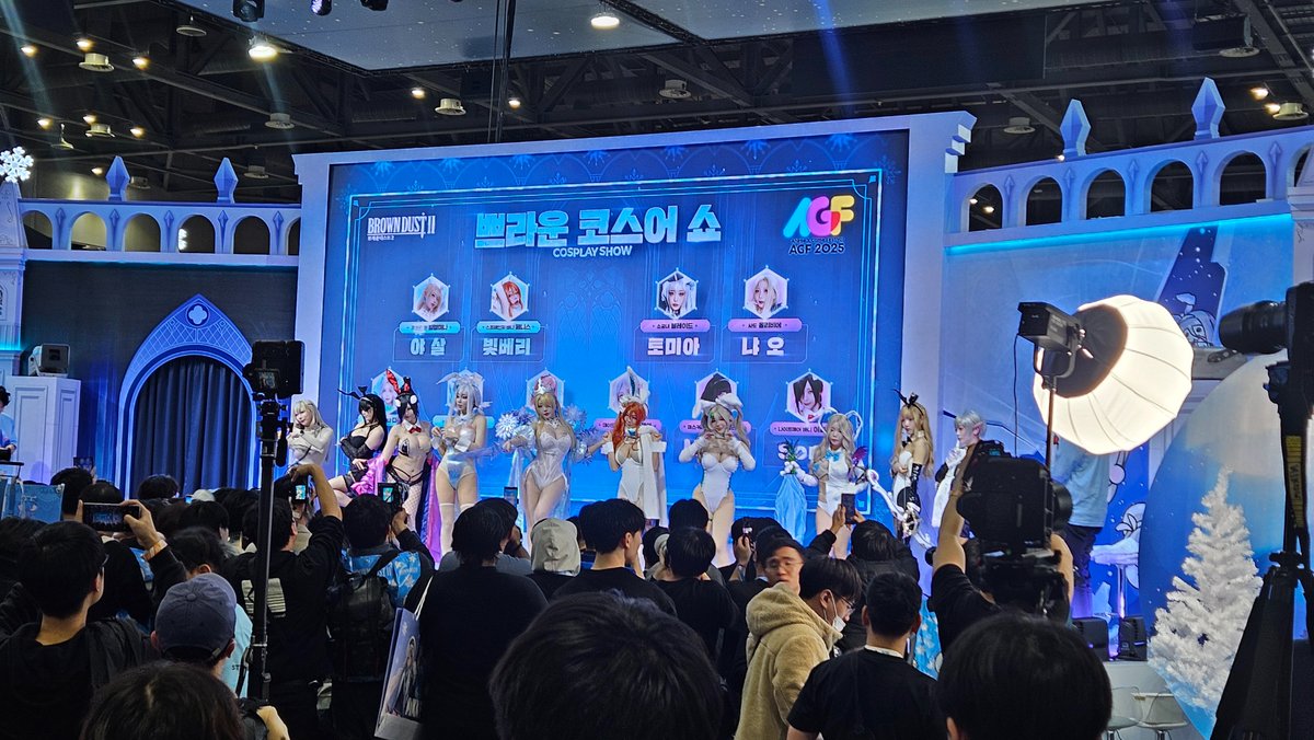 ep_deford's tweet photo. #브라운더스트2 #AGF2025 https://t.co/LlfASzmI5k