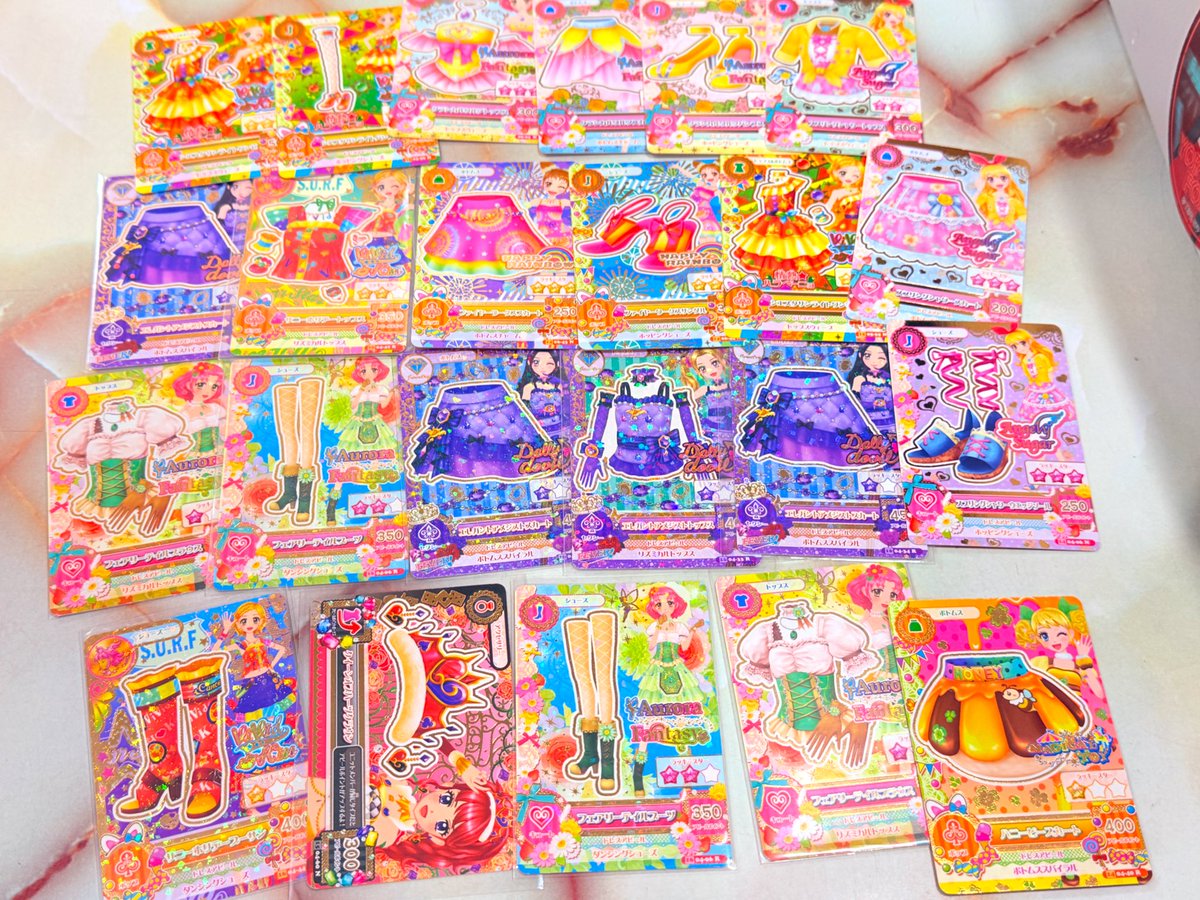 アイカツ アイカツカード などが入荷してます。 各100円⭕️ #アイカツ