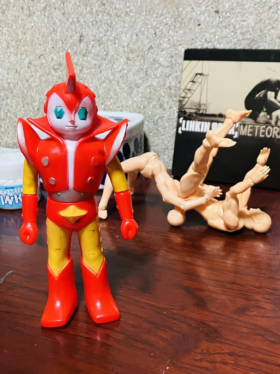 中古のブルマァクの ガンバロン(ソフビ)が 安値で手に入ったので