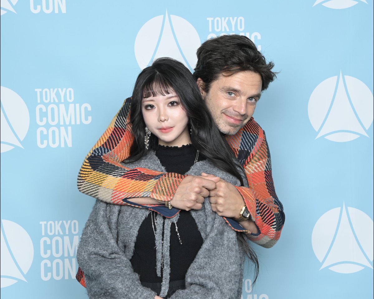 CHIA_KINN's tweet photo. I’m so lucky..😭

#SebastianStan #TokyoComicCon #buckybarnes #wintersoldier https://t.co/FRVmWcRml1