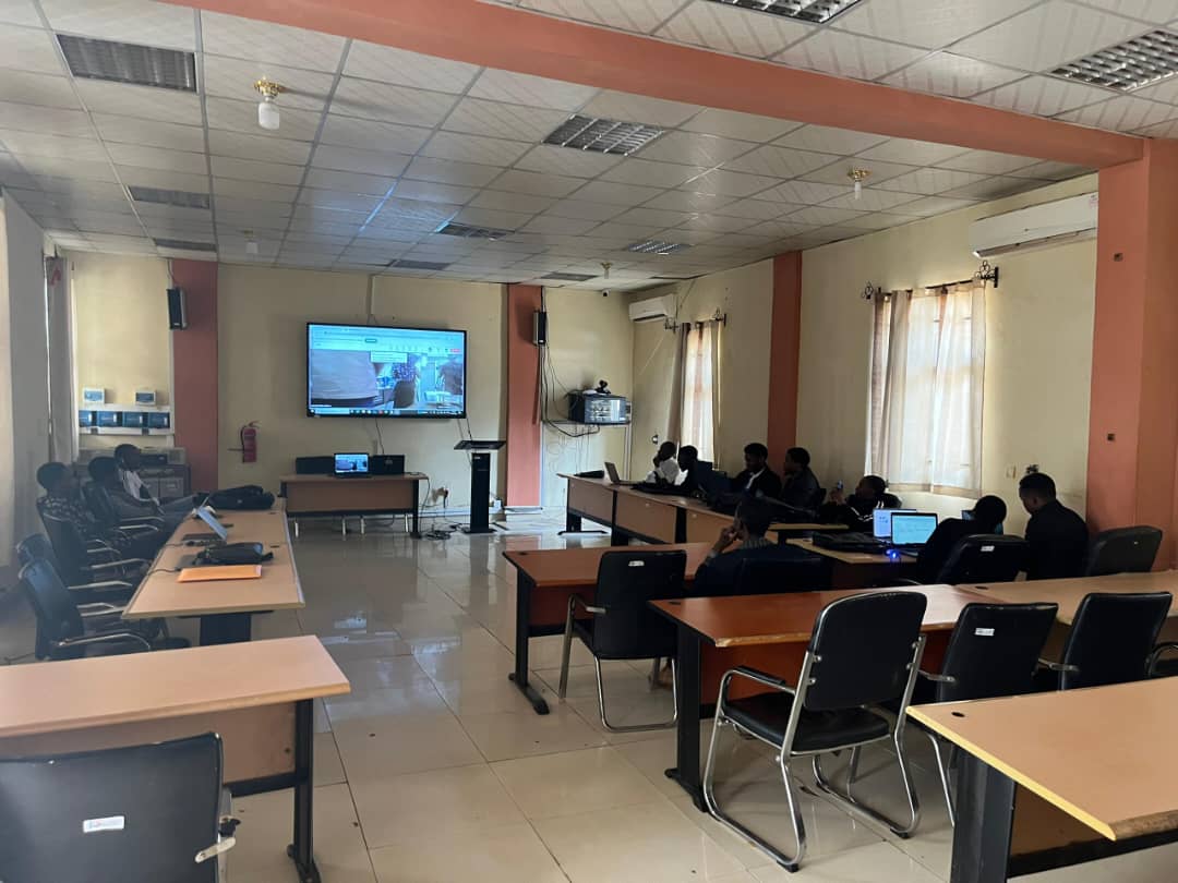 Je salue la participation de l'Université Catholique de Bukavu (UCB) et la victoire des étudiants BARAKA BARHAKOMERWA OLIVIER et IRENGE MULIMBWA SAMUEL qui ont brillamment représenté notre ÉCOLE D'ARCHITECTURE ET URBANISME au concours national qu'a lancé <a href="/FonarevRDC/">Fonarev RDC</a> sur la