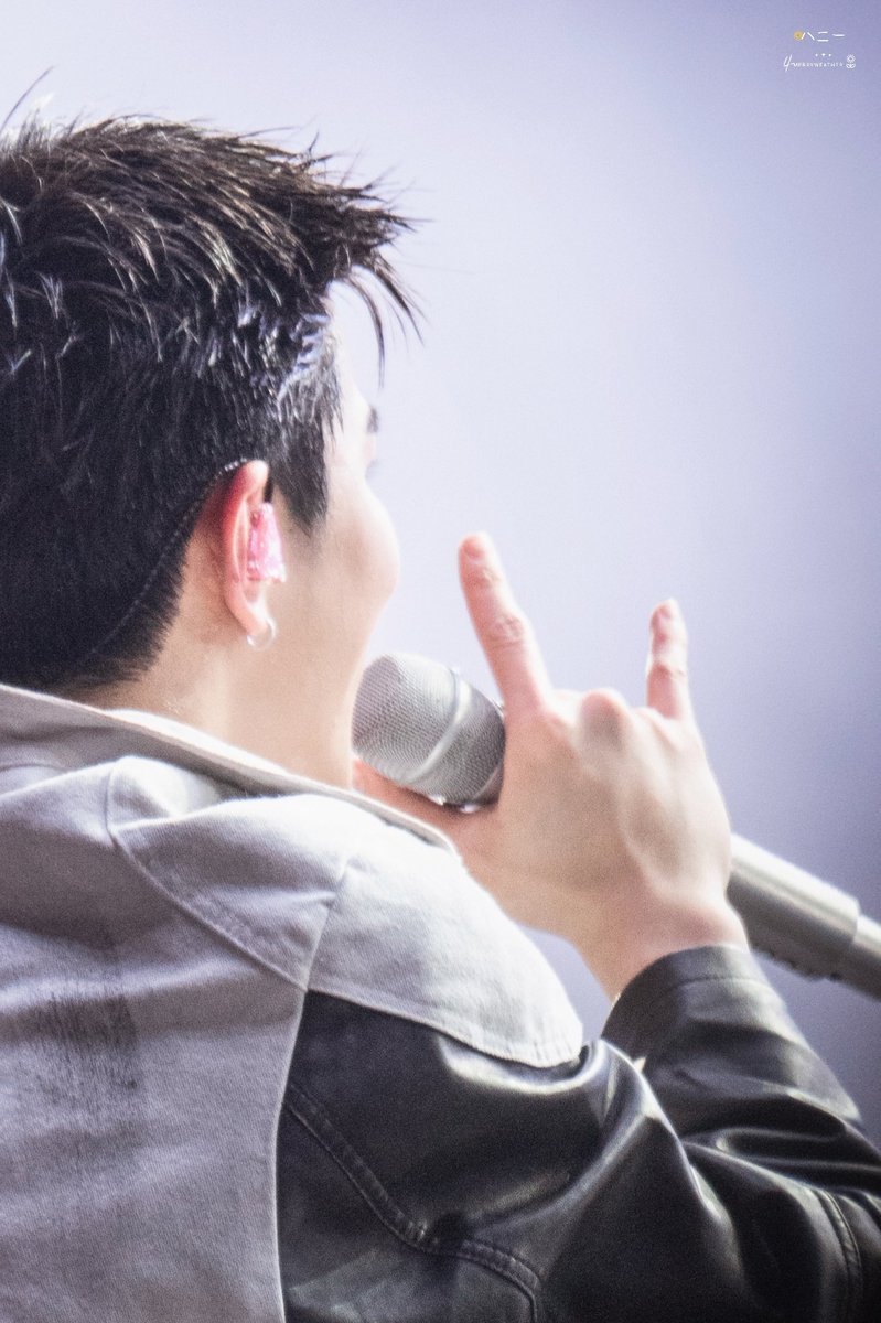 ถ่ายรูปกัน 1 2 🤟🏻 อ๋อยยยย ย น่ารักง่าา~

ARTIST FOURTH AT KHAOYAI
#BMMF15xFOURTH