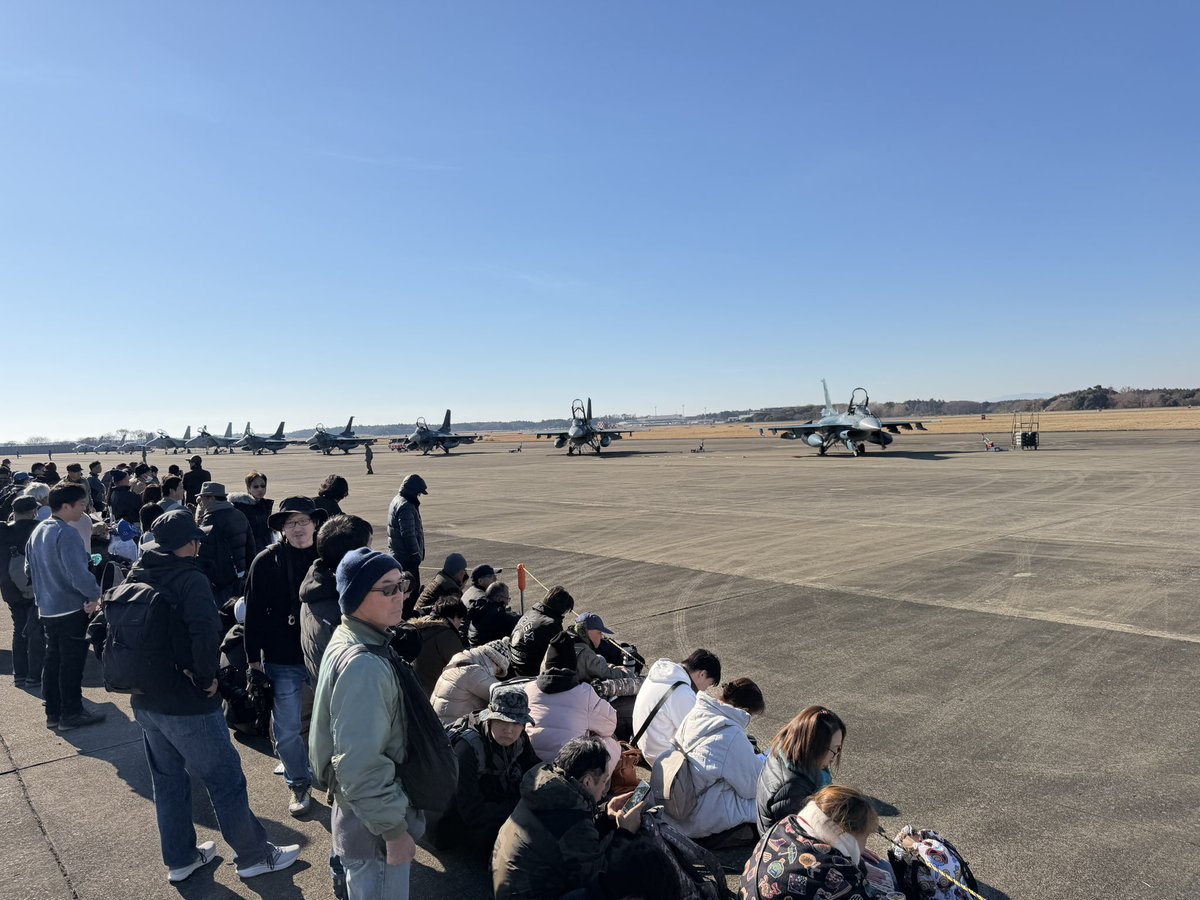 s13hamavia's tweet photo. バトルマシンはカッコイイ👍 https://t.co/VzMfkDCrxb