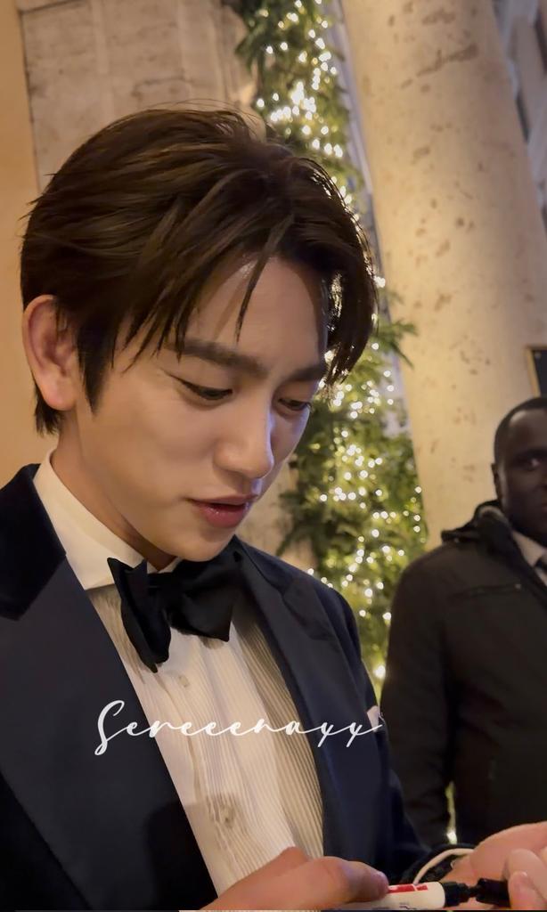 JY_Foto's tweet photo. อห ไม่มีช๊อตไหน มุมใเที่ไม่ได้ อะ หล่อทุกช้อต ทุกมุม จริ๊งงงงงงงงงงง https://t.co/yIr7Ls8s76