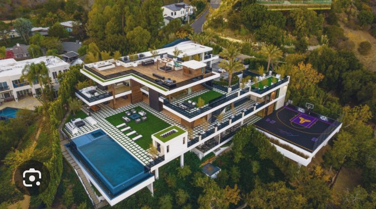 Eugene CR7 tweet media