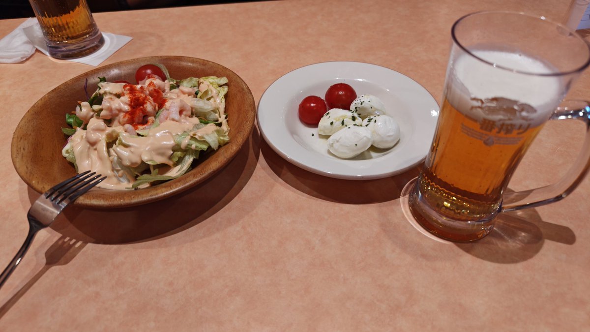 13日連続のお仕事終了して、数億年ぶりにサイゼに来てみた🥰 ココで