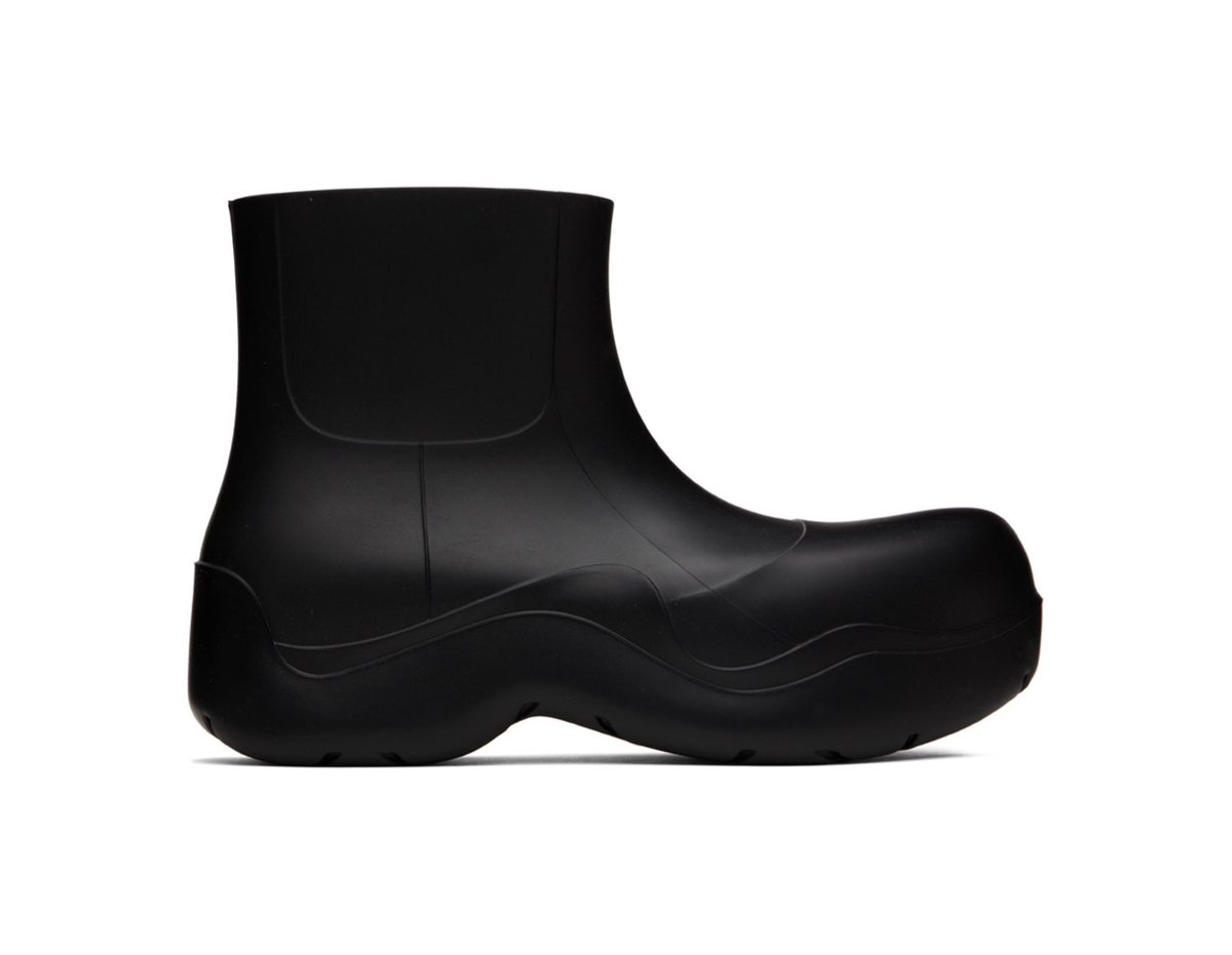 22時新入荷 新品 bottega veneta paddle boots black お安くご委託頂き