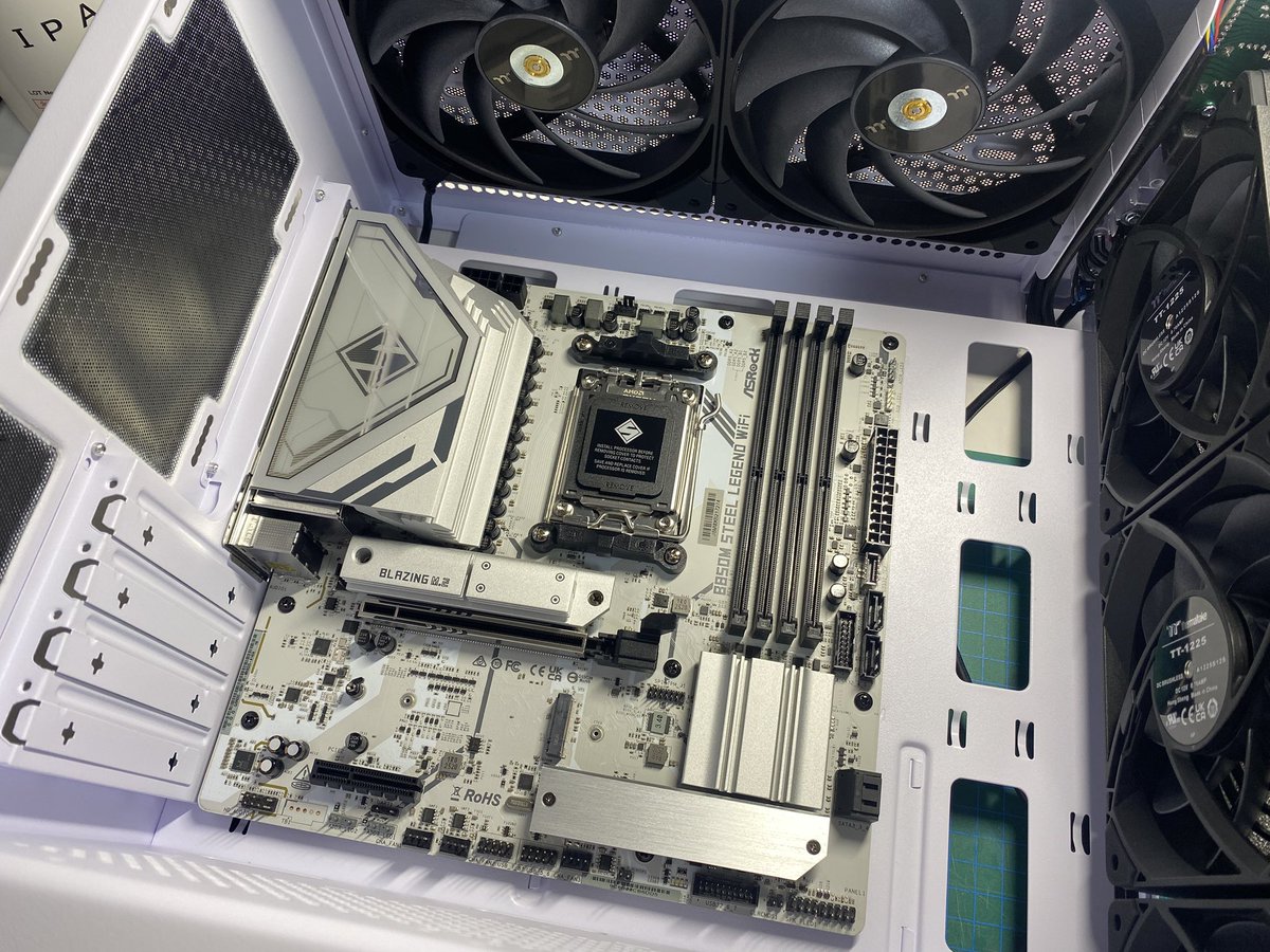 コレクション Toshi TOSHI (@toshinoashiato) / Posts / X