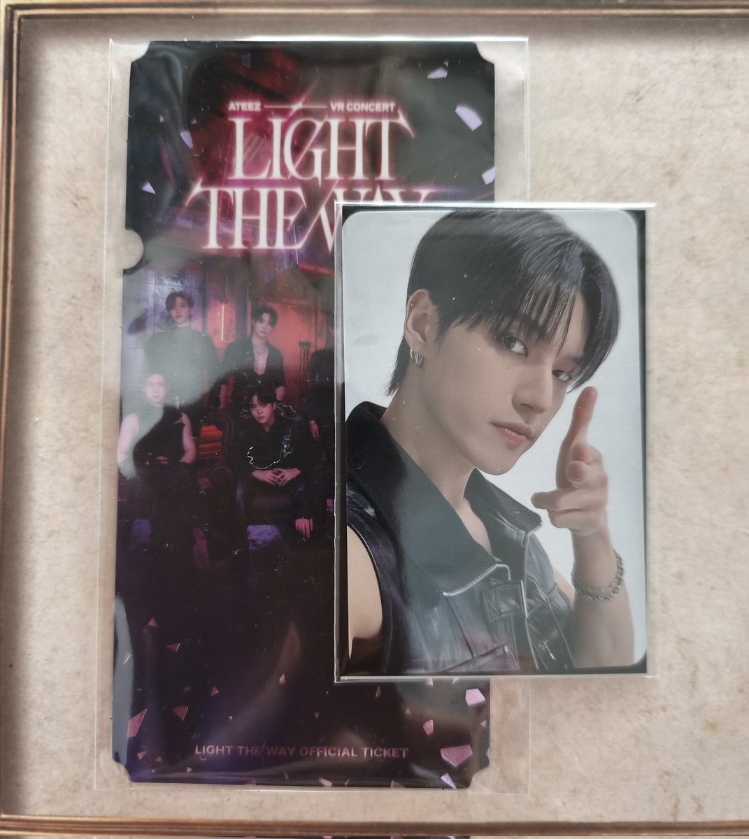 ATEEZ アチズ 映画 VRコンサート トレカ 入場者特典 LIGHT THE WAY交換