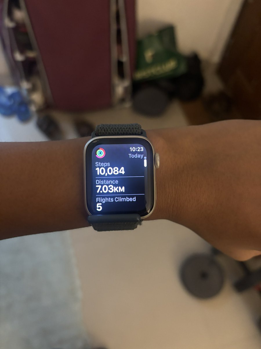 chill_kar_manju's tweet photo. Started a #fitDecember challenge
Rules are very simple. Itβs just 22/31 days of movement
Movement can be anything including 10k steps
Till date, managed to do 4/6 days
Letβs aim to get done https://t.co/bw1oIjyaPD