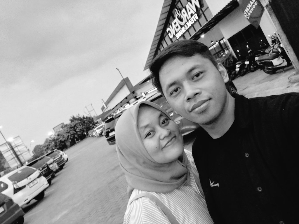 SeptemberYuhuu's tweet photo. Jalannya makin kesini makin berat ternyataa, tp semakin berat jalannya semakin aku kekeh mau terus sema kamu ❤️🙂 https://t.co/PDGWBLEiAC