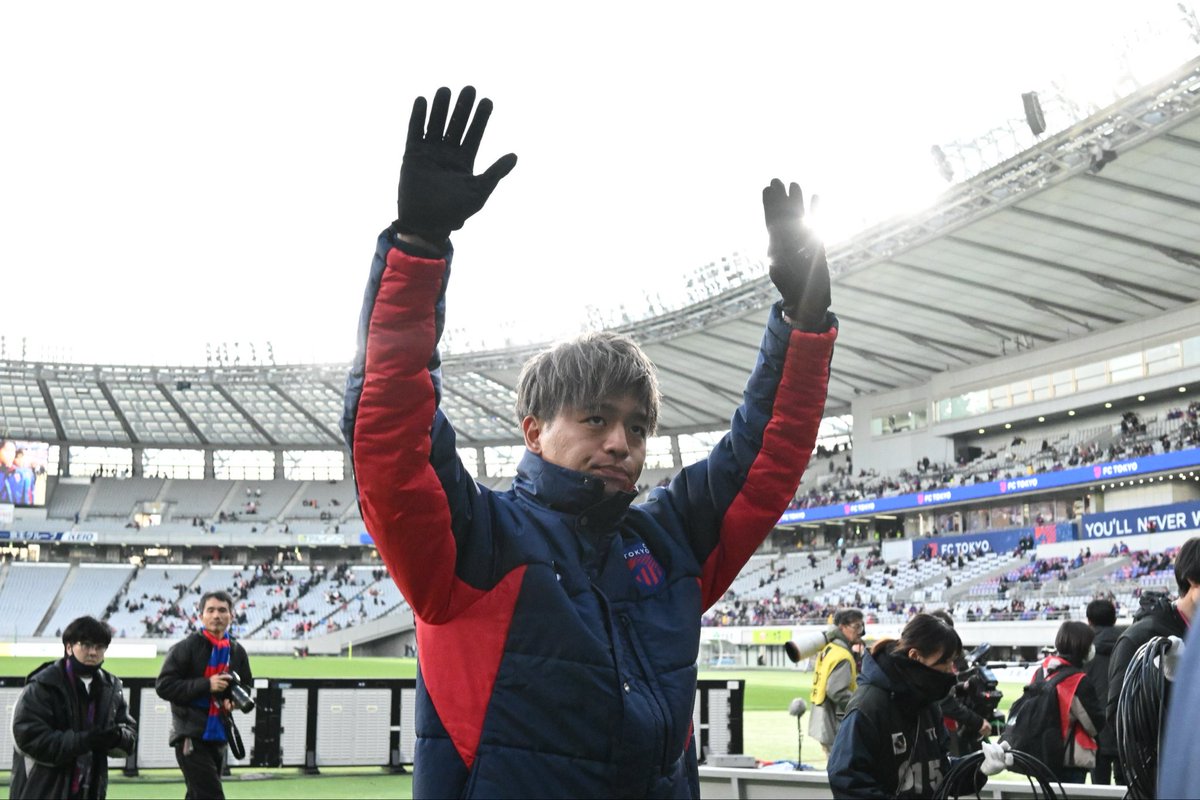keita03131117's tweet photo. FC東京に関わるみなさまへ

FC東京で過ごした時間は、言葉では簡単に表せないほど濃く、そして自分の人生にとって大きな意味を持つものでした

正直ここに来て嬉しさよりも歯痒さやもどかしさの方が凄く大きかったけどそれは全て次の���テージへの原動力にします

4年間本当にありがとうございました！ https://t.co/ASwXZN2flr