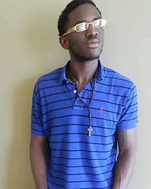 GzzUp_'s tweet image. #UhOh I remember this day it’s the day Tariq altered your tribes life.. you’ve been bold since you got your dentures gummy

Swag &amp;amp; Jawline of a well yk what you are

I recommend you &amp;amp; that Igbo looking midget from Houston or whoever else rocking wit ya leaving me out of whatever