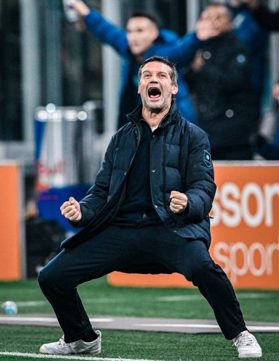 Bukan hanya soal Inter menang
Tapi menang dari Cesc 
Chivu uno di noi ⚫️🔵