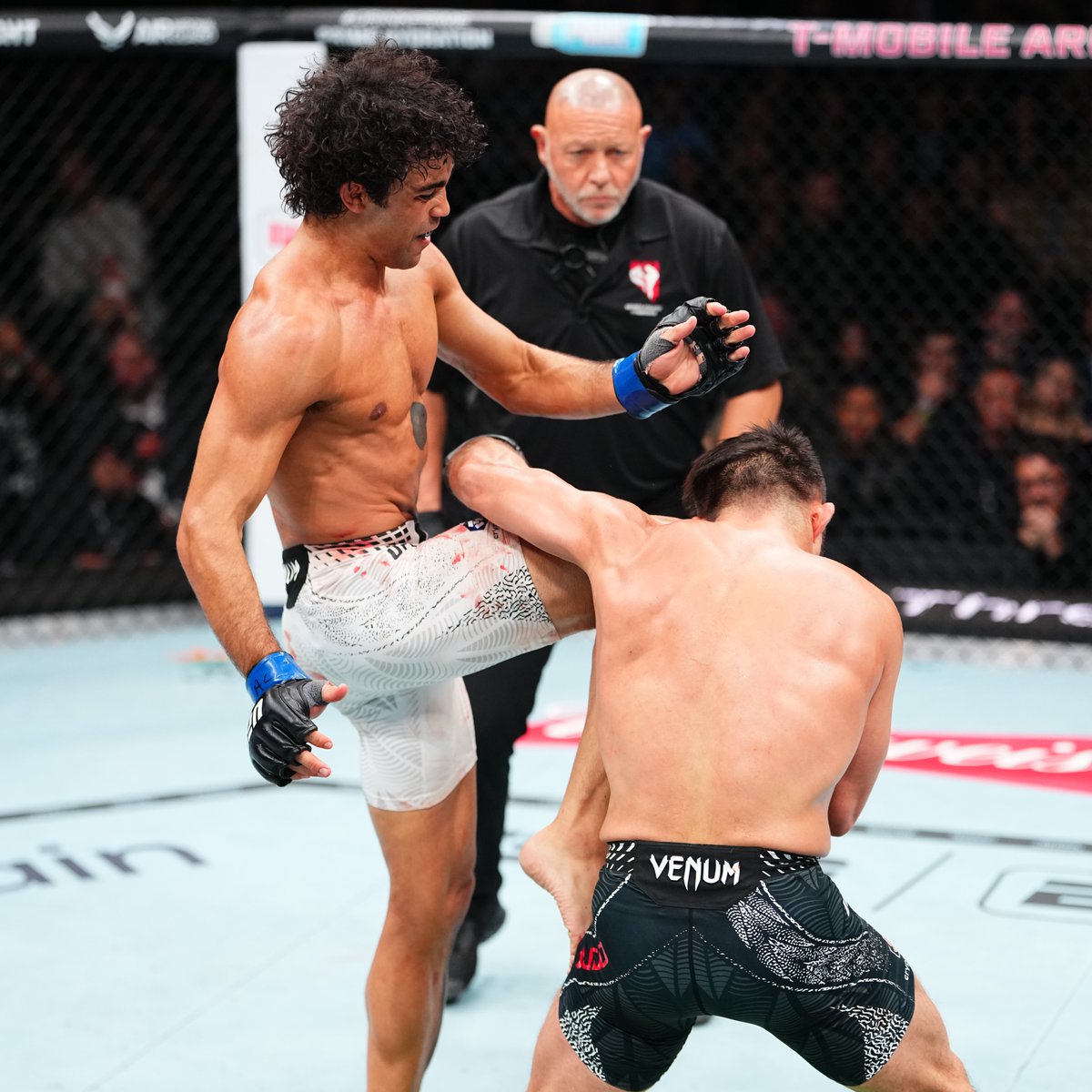 UFCNews's tweet photo. #UFC323 Official Result: Payton Talbott (30-27, 30-27, 30-27 | @PaytonTalbott) defeats Henry Cejudo via Unanimous Decision.

Complete Main Card Results ➡️ https://t.co/vSdlRXWQ8B https://t.co/SQPZAmDaVa