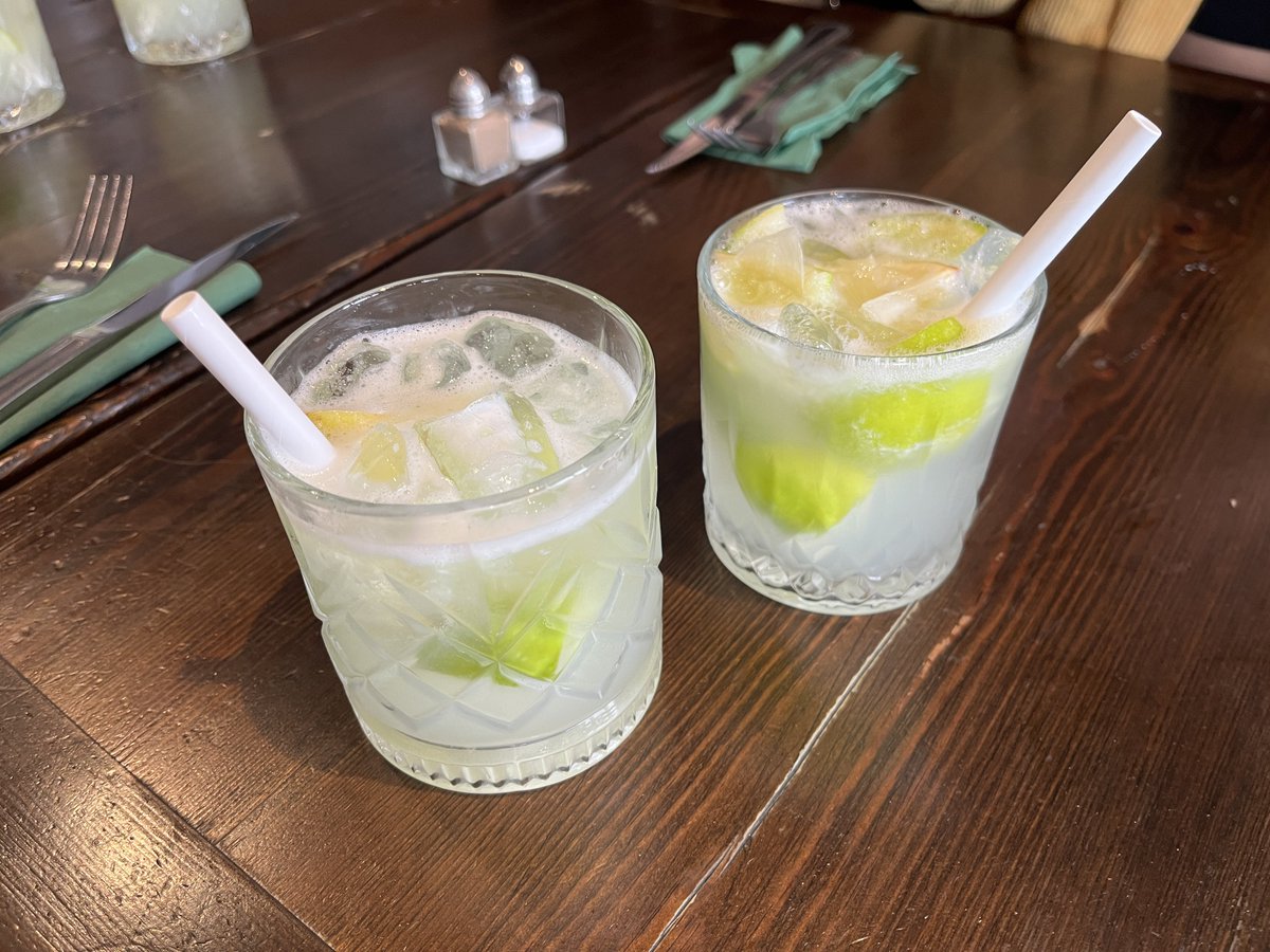 Guapo7x's tweet photo. Wandered the winding streets of Cork today—colorful shopfronts, river views, and that easy Irish charm around every corner. Ended the day tucked into a restaurant, sharing drinks and stories with friends! https://t.co/NxUVkxSAny