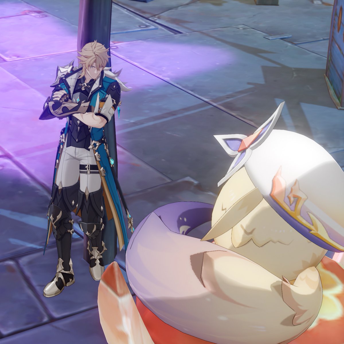 rincchu_'s tweet image. for anyone who said that varka doesnt like listening to nicole’s talk, i dont think we play the same game😅

he literally comes to her, listening to her concern, rather than drinking at the flagship. he do it just for nicole!