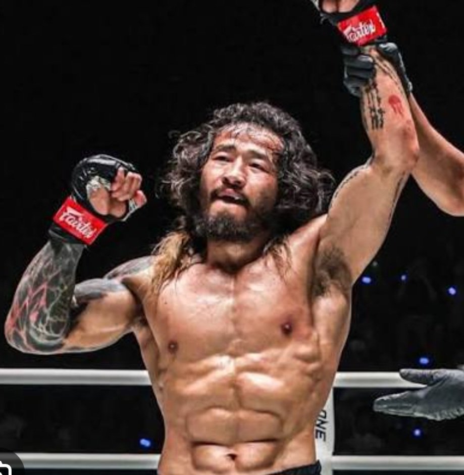 та нарын муулаад байдаг соёлын сайд асан Номингийн Монгол HD тв-ийн road to one mongolia реалити шоунаас ялагч болон тодорсон хүн Энх-Оргил юм шүү дээ