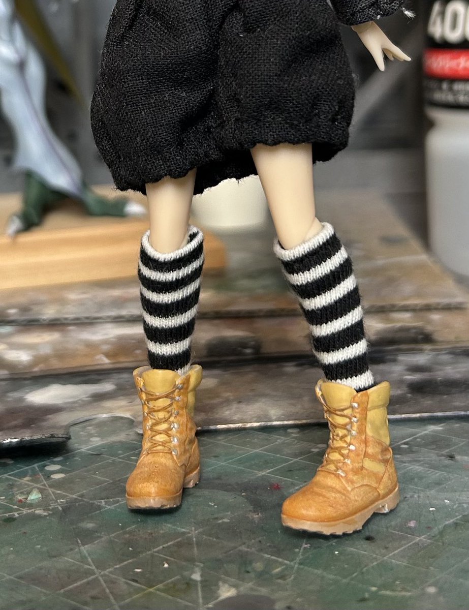 あの〜、なんだろ…
一言、言わせてほしい…

【かわええ…| ू//́Д/̀/)ﾊｧﾊｧ】

「オシャレは足元から」とよく言ったもので、机上にて脳が焼けてますwww
かわいい…実にかわいい( ˊ̱˂˃ˋ̱ )ﾆﾁｬｱ

製作：レップの靴屋さん
（<a href="/kutuyasyokunin/">レップの靴屋</a> ）
ありがとうございました😊