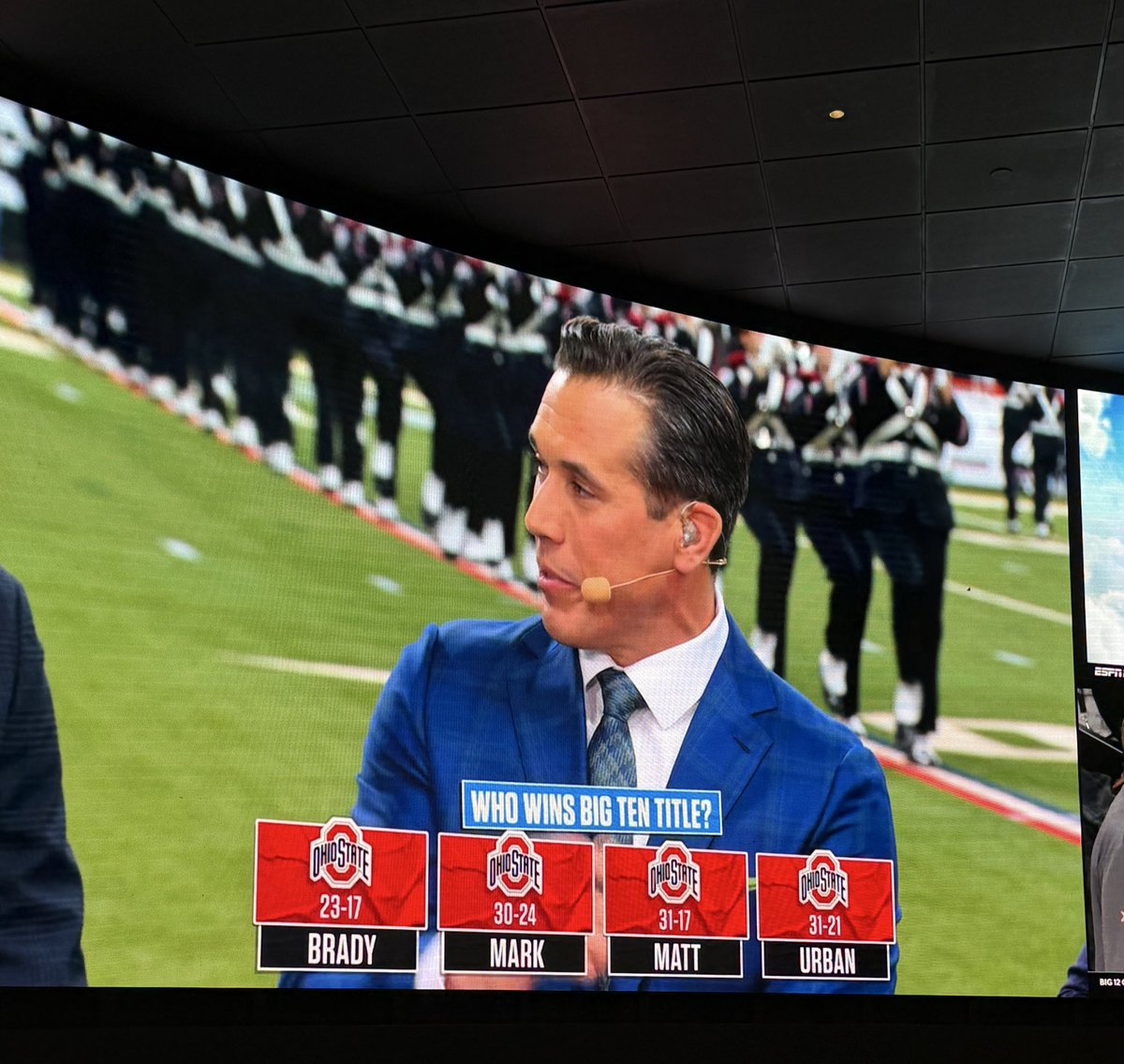 Eric Gonzaba tweet media