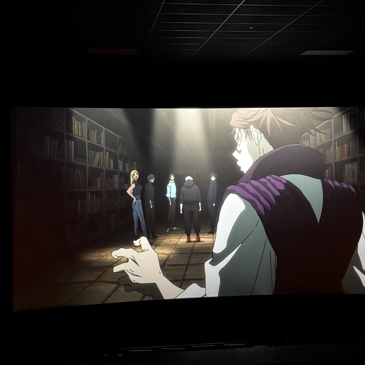 bakachoso's tweet image. everyone laughed at choso saying “YUJIII” at the theater it was so cute of him