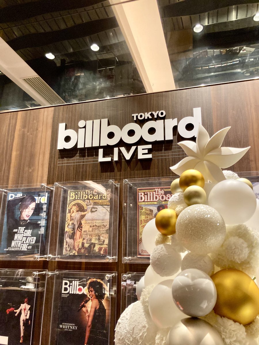 tacticsrecords's tweet photo. OAU LIVE
「New Acoustic Christmas 2025」　
at 東京 Billboard Live TOKYO
まもなく開場！

開場/開演時間は下記となります
1stステージ OPEN 15:30 / START 16:30
2ndステージ OPEN 18:30 / START 19:30

#OAU
#OAUjp https://t.co/y202YeCZMb