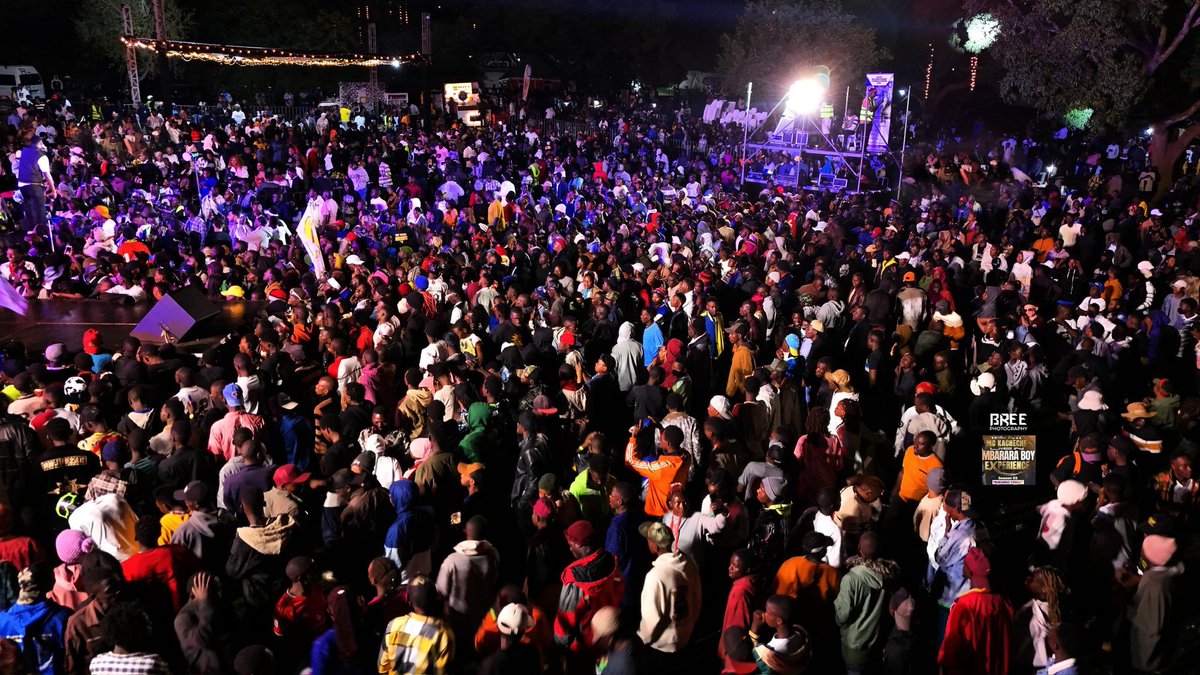 KyiruRamathan's tweet photo. Abanya Mbarara Bahagiire omwana wabo mc Kacheche kandi bamorekire Rukundo yamani Ahari University Inn https://t.co/dfA9BxpBWf