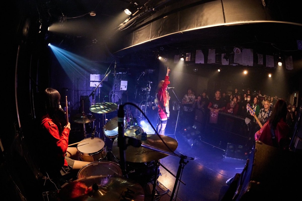 SHUNAN Orbit 2025
rise 2番手は丸竹夷

rise初出演メンバー全員18歳の今でしか出せない音をしっかりと3人で奏でるステージに共感するフロア！！

この日のステージをしっかり目に焼き付けましょう！！

<a href="/OOMOphoto/">OOMO</a>